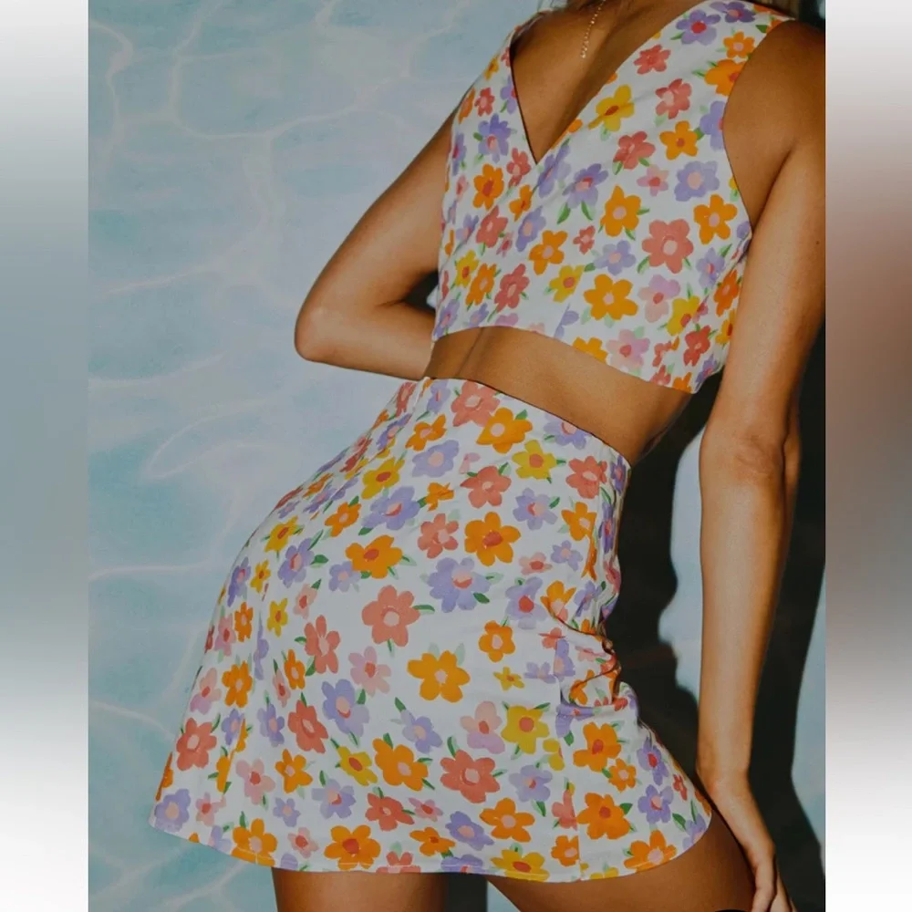 NWT - Peppermayo Exclusive - Spring Days Linen Mini Skirt - Blooming - Picture 4 of 4